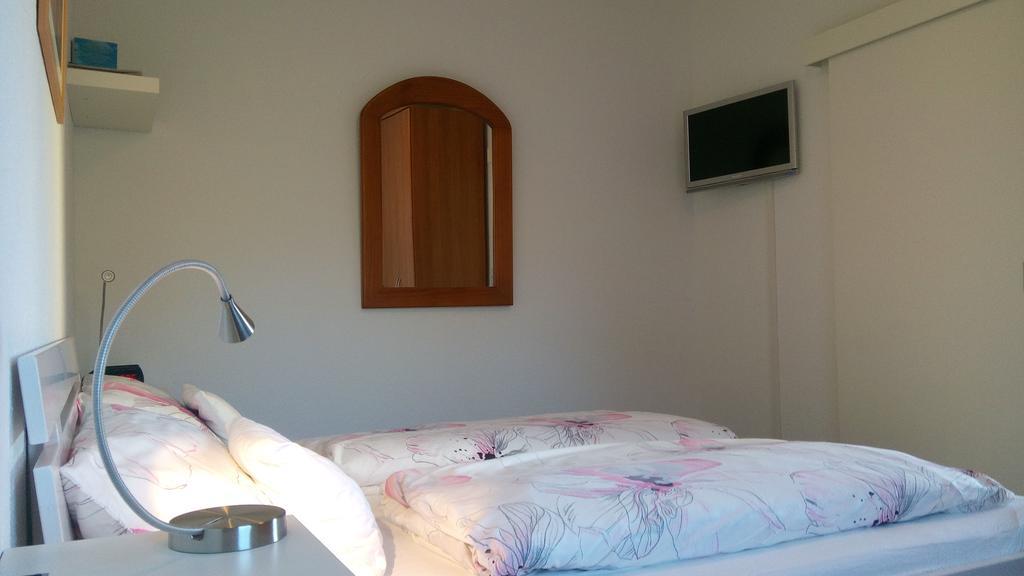 Ferienwohnung Sayntalblick Caan Bagian luar foto